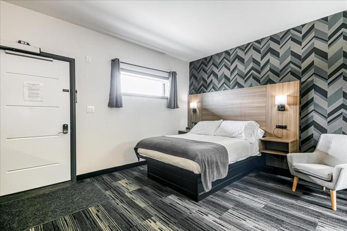 Manitoulin Motel Little Current المظهر الخارجي الصورة