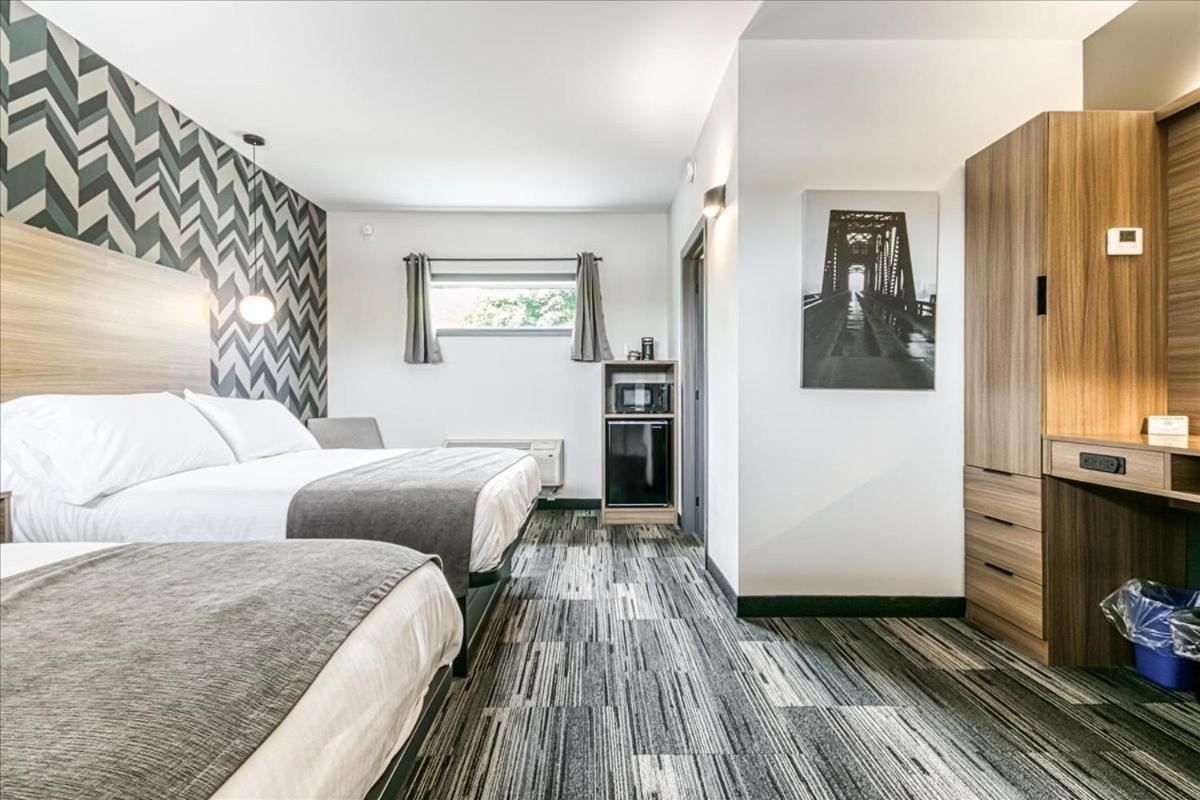 Manitoulin Motel Little Current المظهر الخارجي الصورة