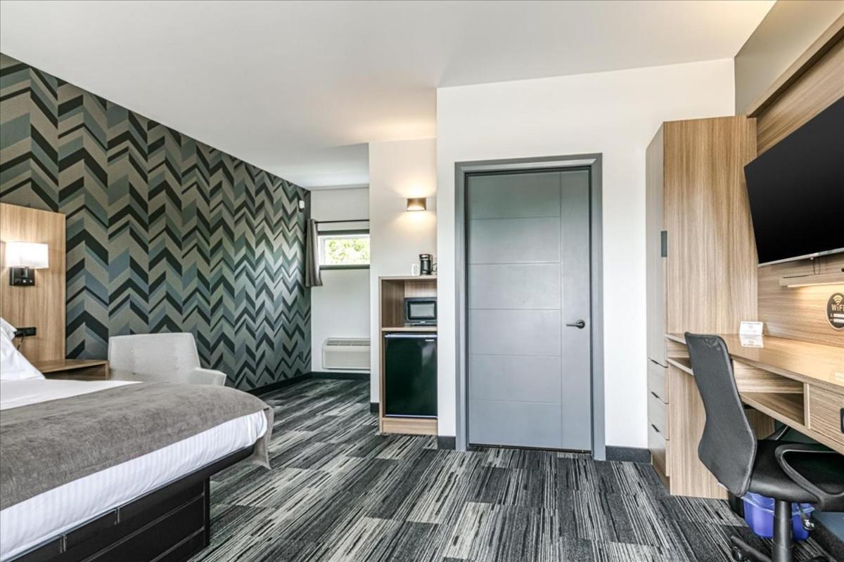 Manitoulin Motel Little Current المظهر الخارجي الصورة